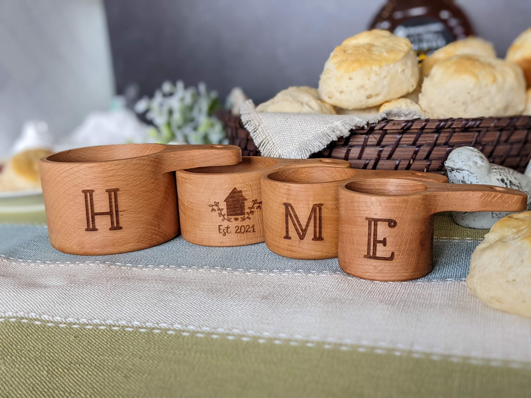 Bulk buy 32 Quantity Housewarming gift basket, Wood measuring cups